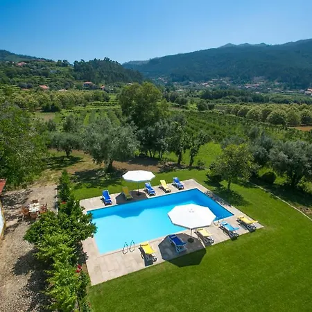 Sleeps 10 Air Con
