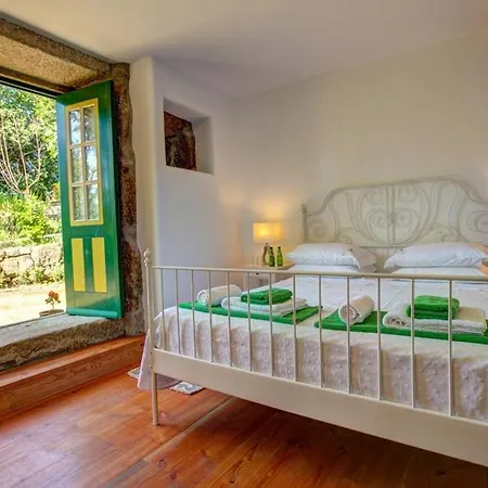 Villa Sleeps 10 Air Con