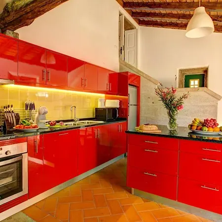 Sleeps 10 Air Con * Arribao