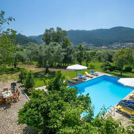 Sleeps 10 Air Con Villa *