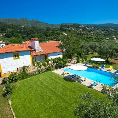 Sleeps 10 Air Con Villa