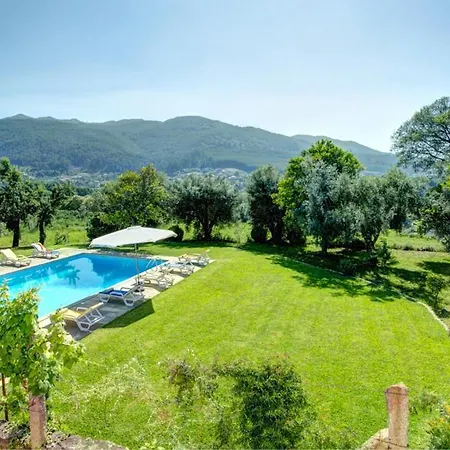 Villa Sleeps 10 Air Con Arribao